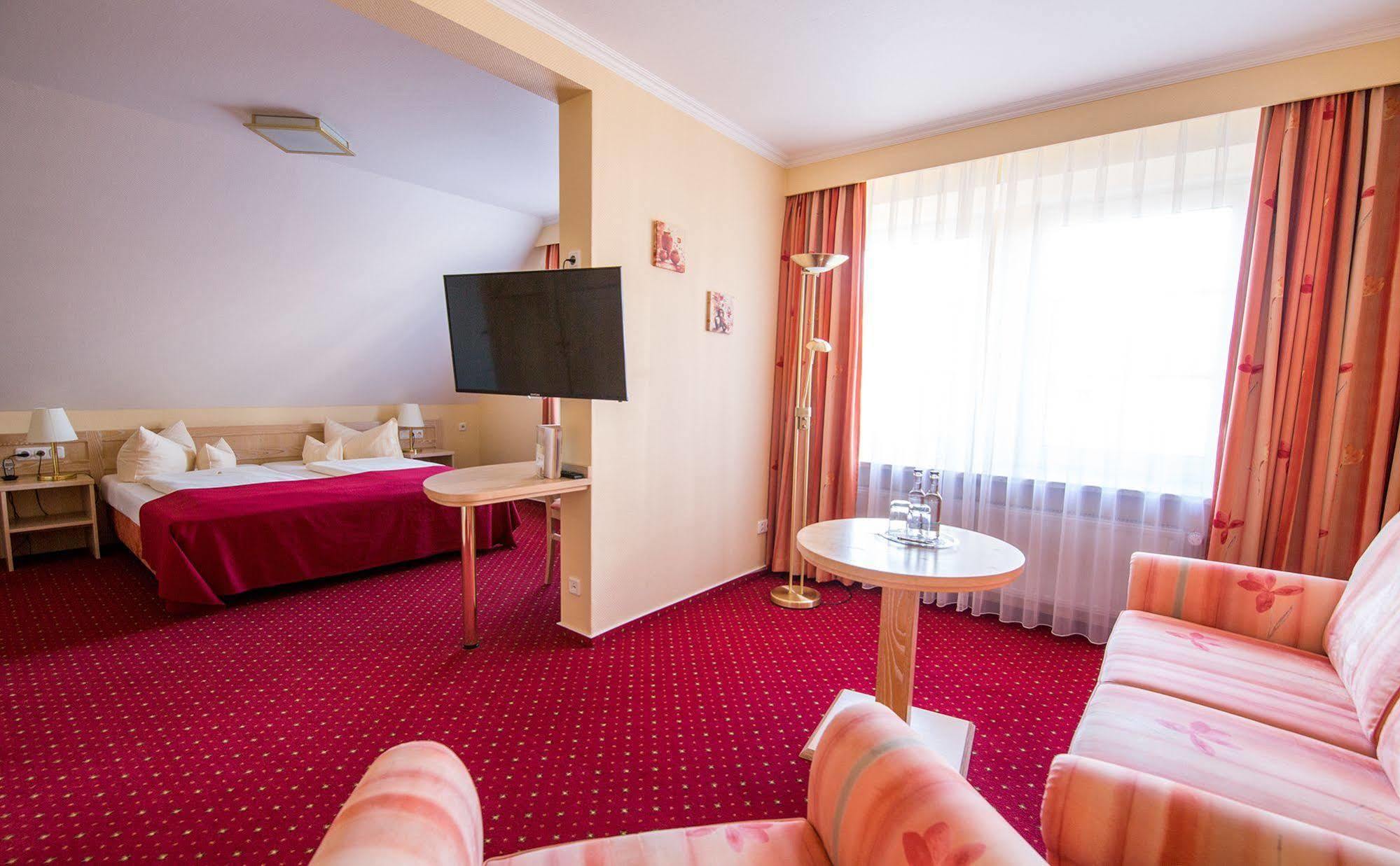 Hotel Acht Linden Egestorf Exterior photo