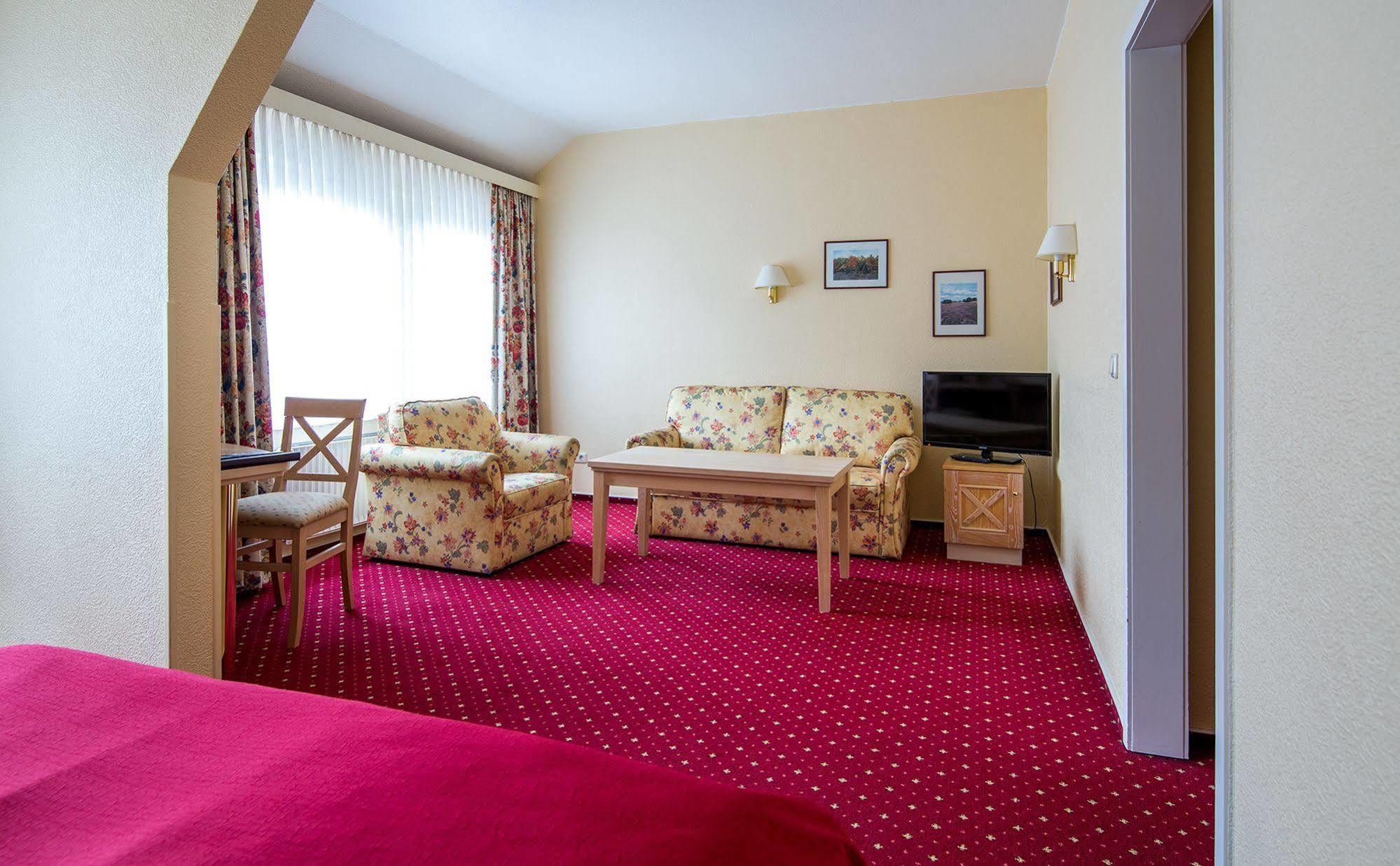 Hotel Acht Linden Egestorf Exterior photo