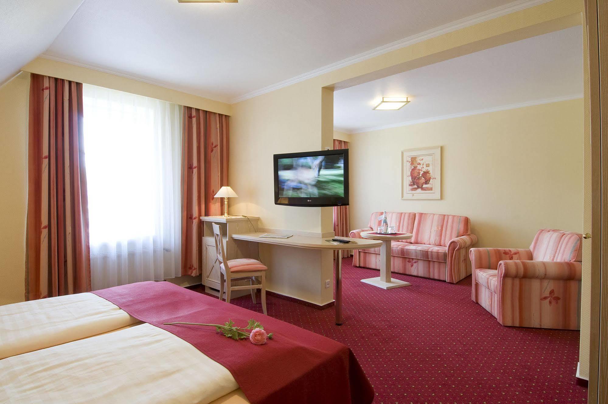 Hotel Acht Linden Egestorf Exterior photo